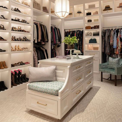 Custom Walk-in Closets