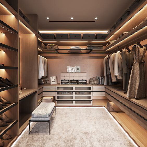 Custom Walk-in Closets